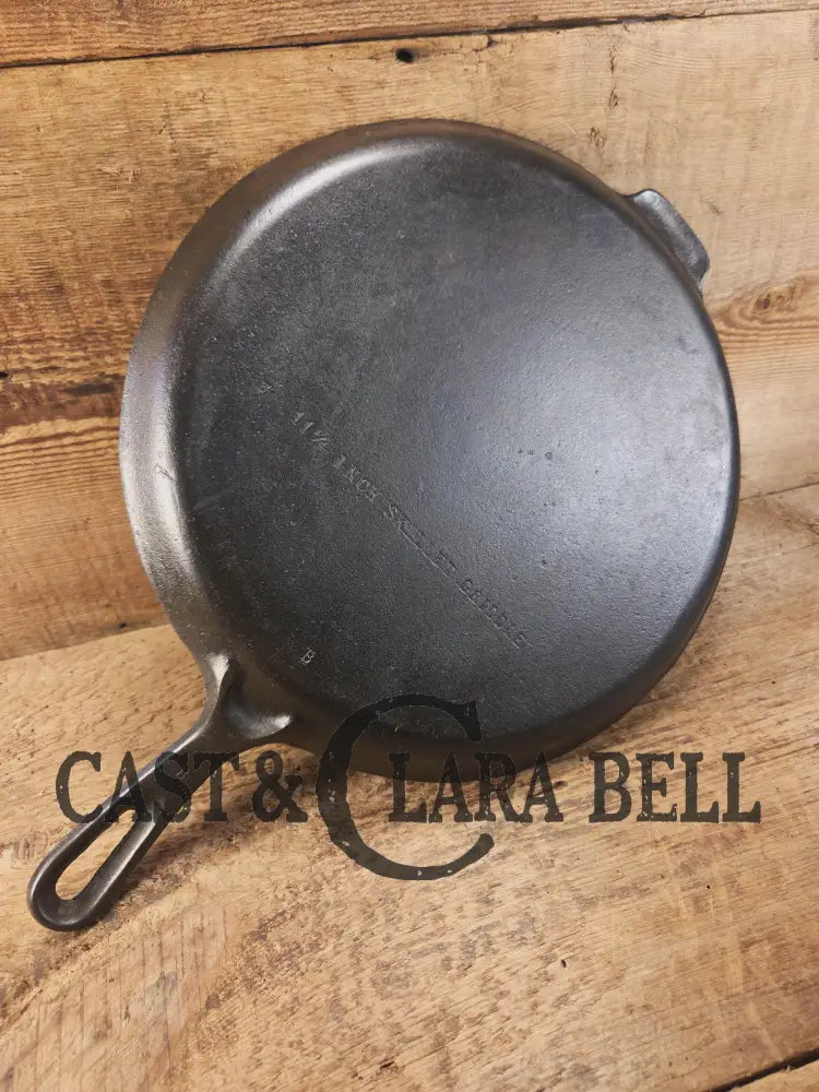 Great daily user! 1950’s Wagner Ware Skillet Griddle. 11 1/4 Inches. Perfect for grilled cheese nachos and more.