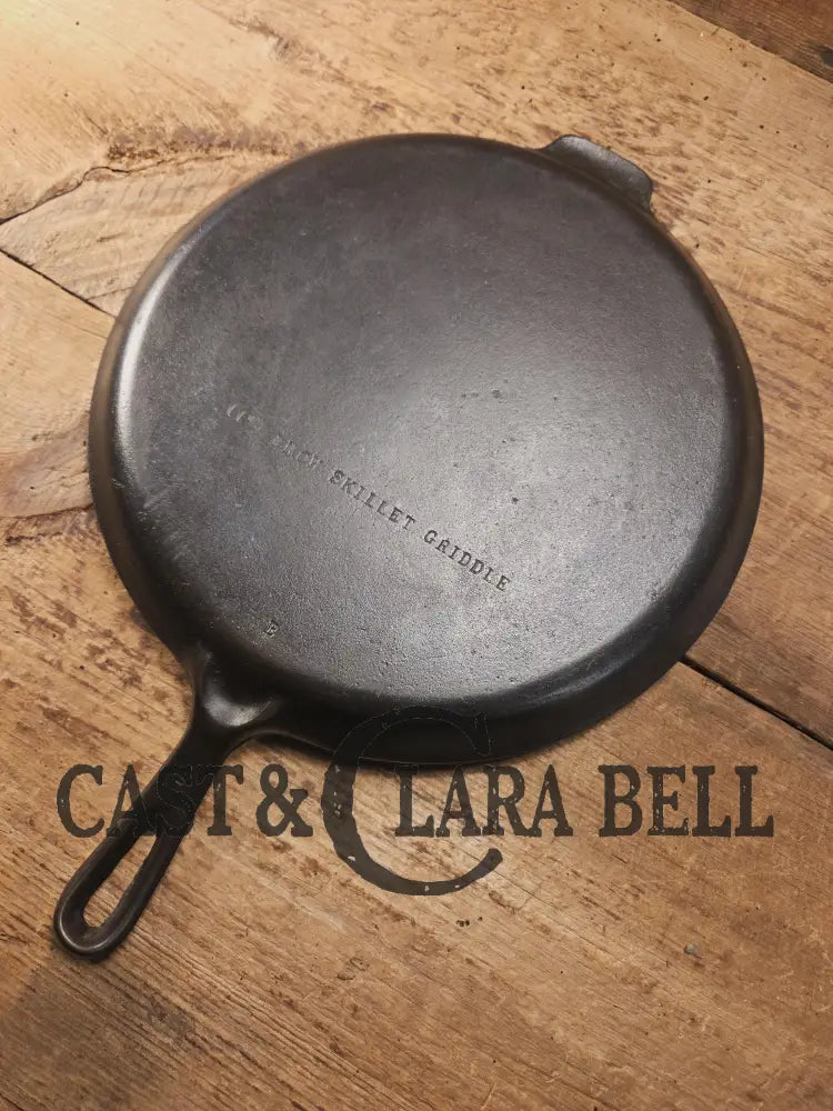 Great daily user! 1950’s Wagner Ware Skillet Griddle. 11 1/4 Inches. Perfect for grilled cheese nachos and more.