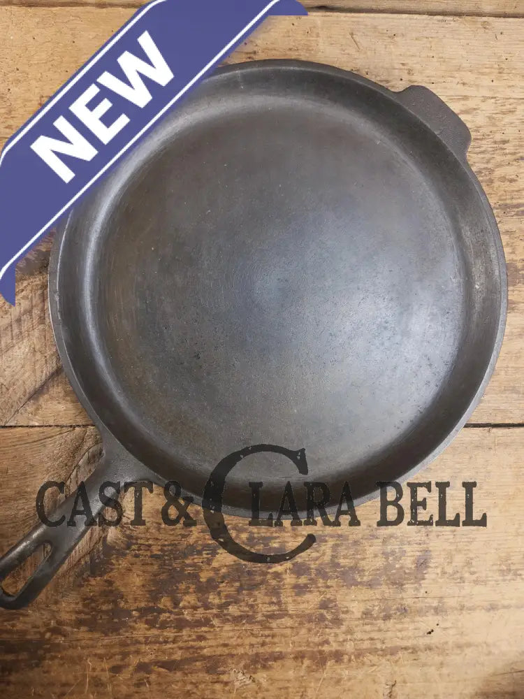 Great daily user! 1950’s Wagner Ware Skillet Griddle. 11 1/4 Inches. Perfect for grilled cheese nachos and more.