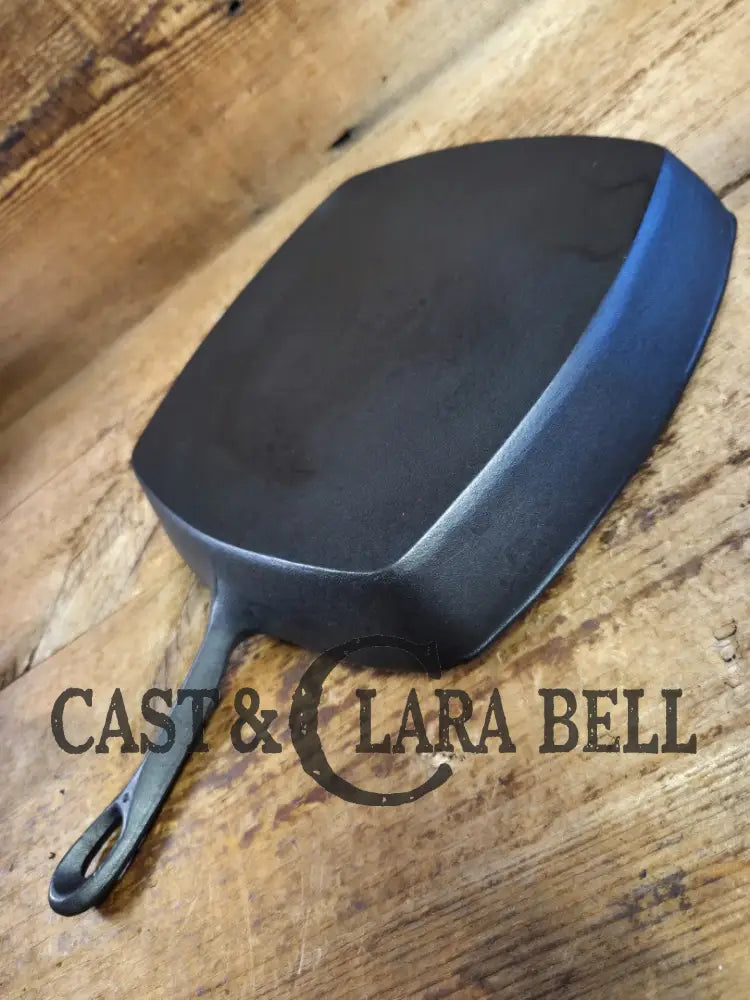 Great daily workhorse! 1950’s era Birmingham (BSR) Stove & Range cast iron square fryer skillet Skillet