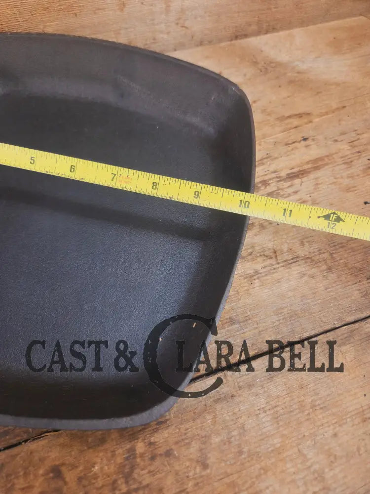 Great daily workhorse! 1950’s era Birmingham (BSR) Stove & Range cast iron square fryer skillet Skillet