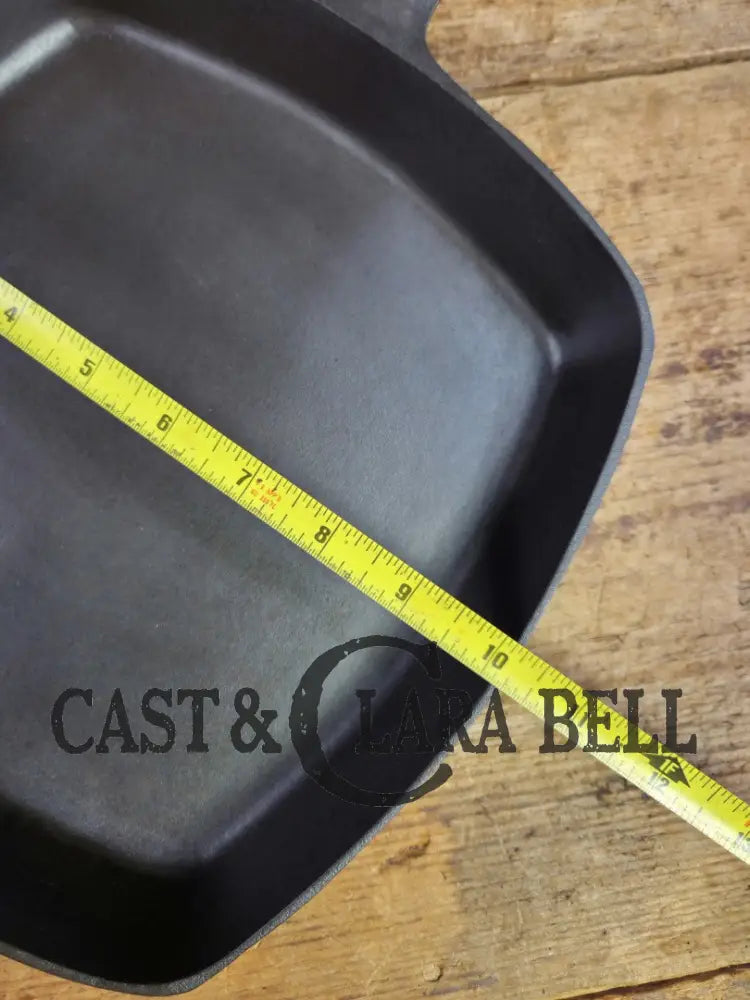 Great daily workhorse! 1950’s era Birmingham (BSR) Stove & Range cast iron square fryer skillet Skillet