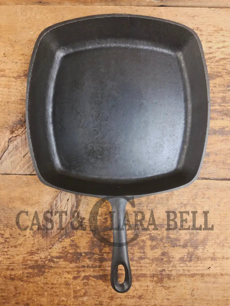 Great daily workhorse! 1950’s era Birmingham (BSR) Stove & Range cast iron square fryer skillet SC24 - Skillet