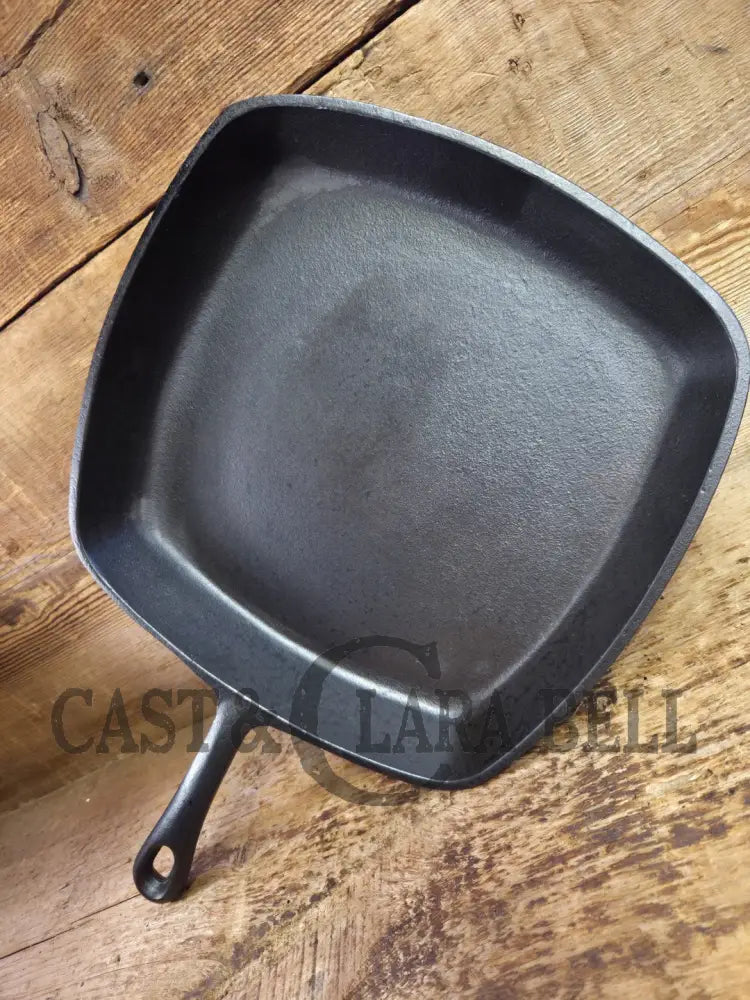 Great daily workhorse! 1960’s era Birmingham (BSR) Stove & Range cast iron square fryer skillet Skillet