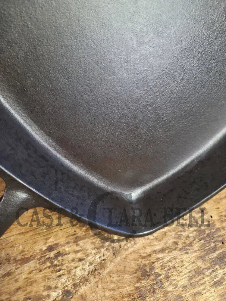 Great daily workhorse! 1960’s era Birmingham (BSR) Stove & Range cast iron square fryer skillet Skillet