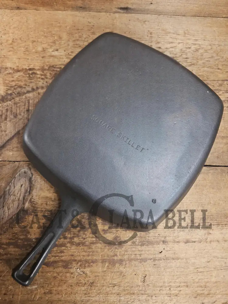 Great daily workhorse! Large #9 1950’s era Birmingham (BSR) Stove & Range cast iron square fryer skillet. SC24 Skillet