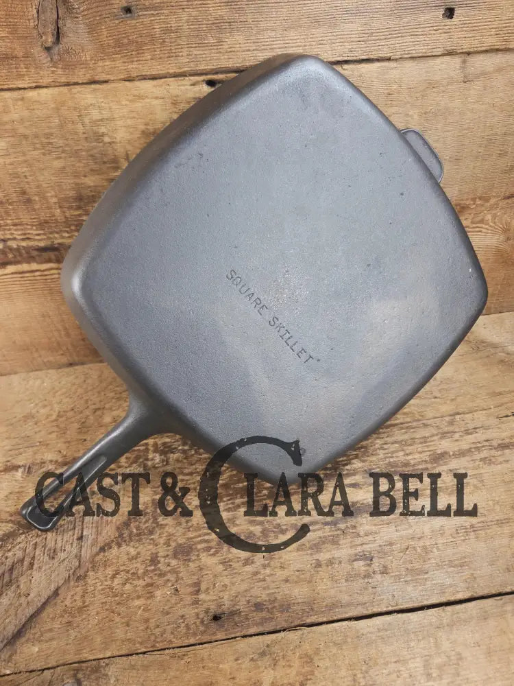 Great daily workhorse! Large #9 1950’s era Birmingham (BSR) Stove & Range cast iron square fryer skillet. SC24 Skillet