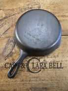 Great every day pan or first skillet. 1940s era Wagner made Griswold #6 Skillet with Smooth Bottom 9 Inches Skillet
