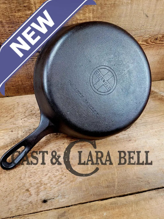 Great Every Day Pan Or First Skillet. 1940S Era Wagner Made Griswold #7 Skillet With Smooth Bottom