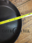 Great every day pan or first skillet. 1960s era WagnerWare ’GHC’ General Housewares #8 Skillet with Smooth Bottom