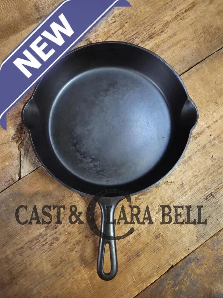 GREAT everyday skillet! Big 1930’s era Griswold #9 Cast Iron Skillet with Small Block Logo 710 Skillet
