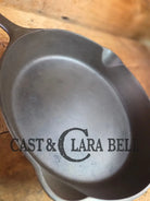 GREAT everyday skillet! Big 1930’s era Griswold #9 Cast Iron Skillet with Small Block Logo 710 Skillet