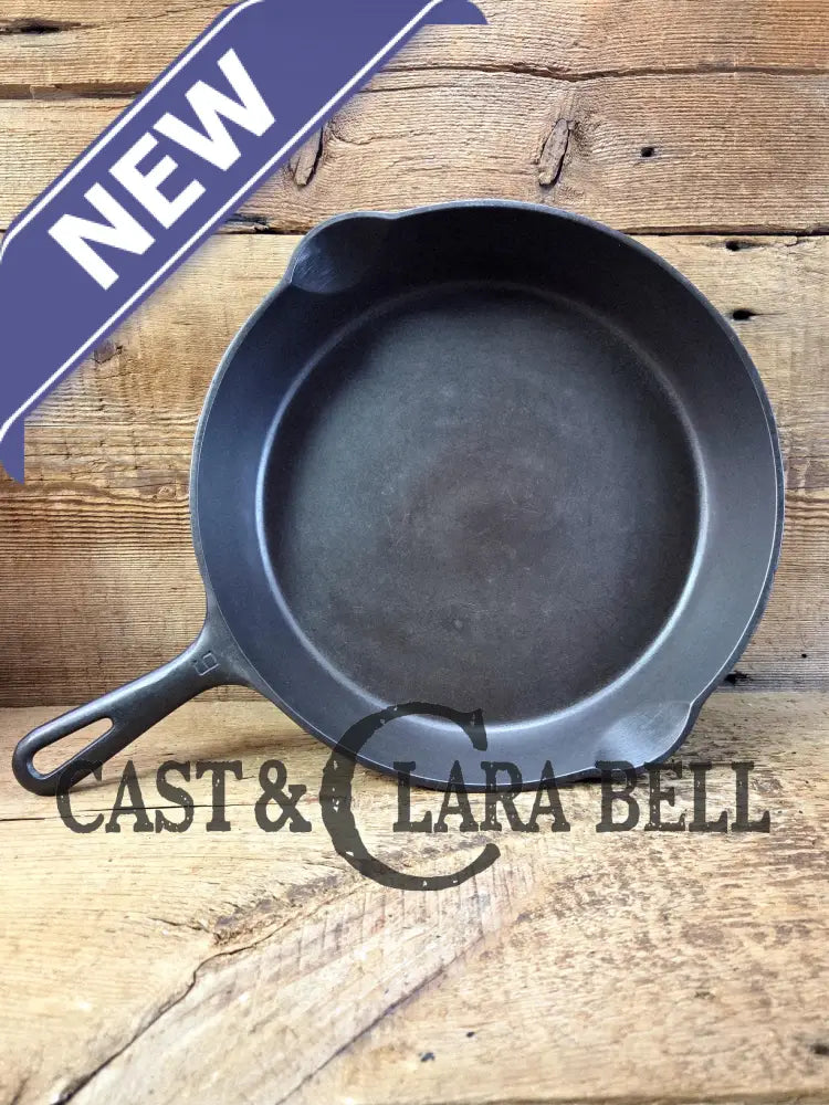 GREAT everyday skillet! Big 1930’s era Griswold #9 Cast Iron Skillet with Small Block Logo 710 E