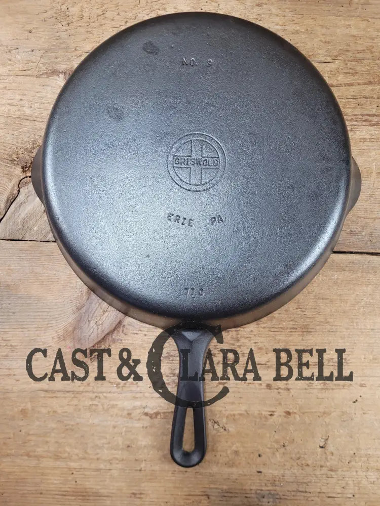 Great Everyday Skillet! Larger 1930’S Era Griswold #9 Cast Iron Skillet With Small Block Logo 710 I