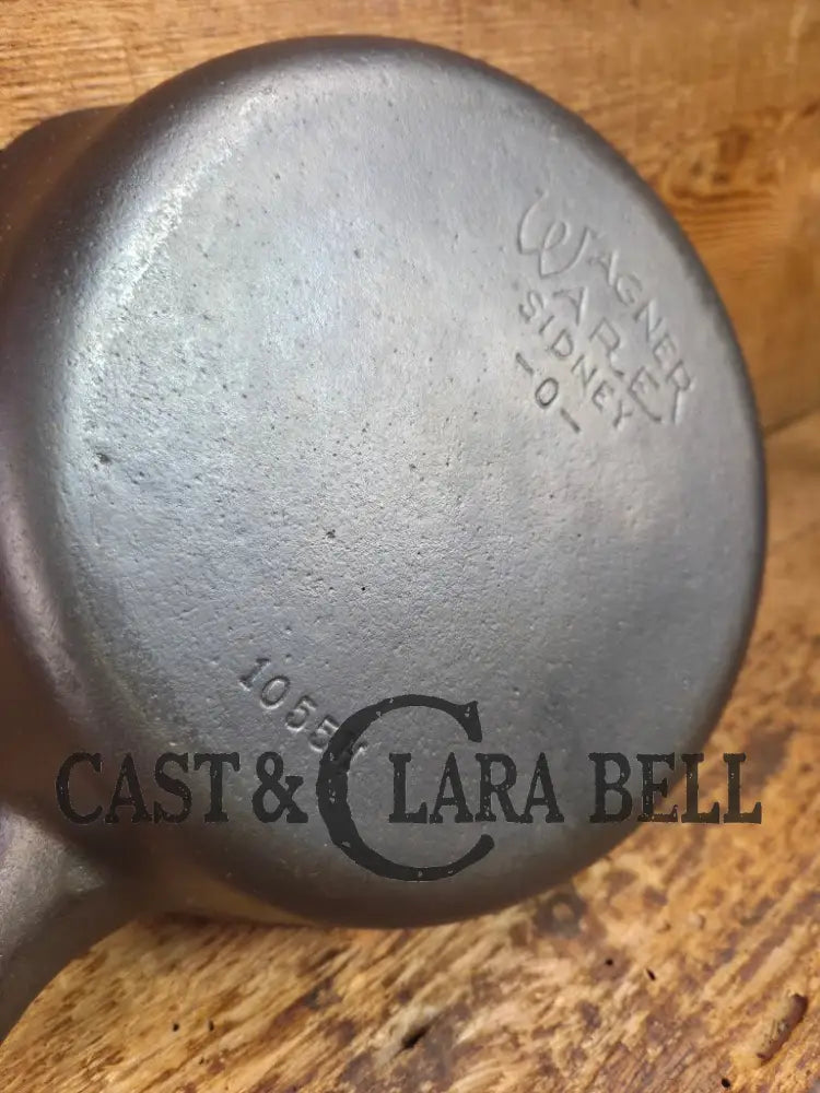 Great first pan! 1930’s Wagner #5 Skillet with Stylized Logo 1055 H Skillet
