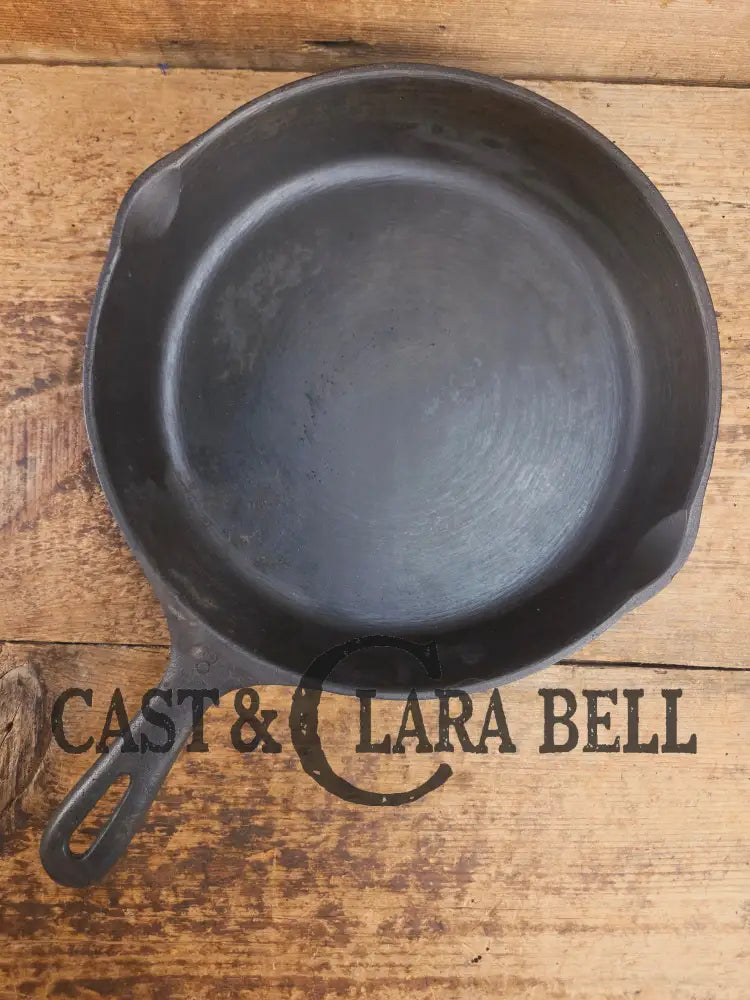 Great first pan! 1940’s Wagner #8 Cast Iron Skillet 10 1/2 inch Skillet Skillet