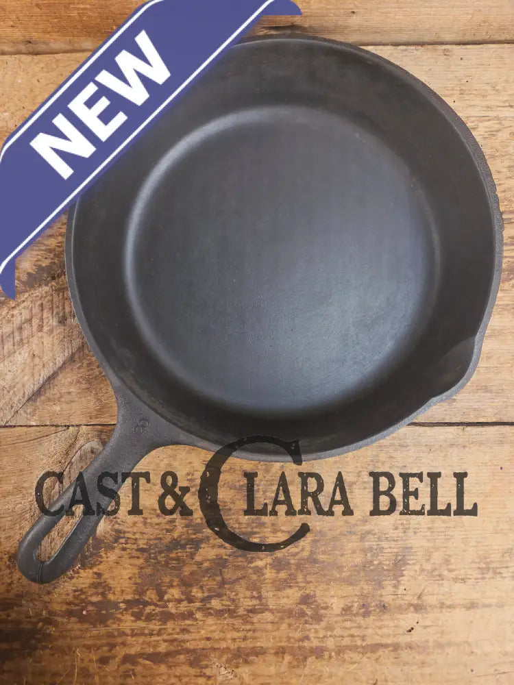 Great first pan! 1940’s Wagner #8 Cast Iron Skillet 10 1/2 inch Skillet Skillet