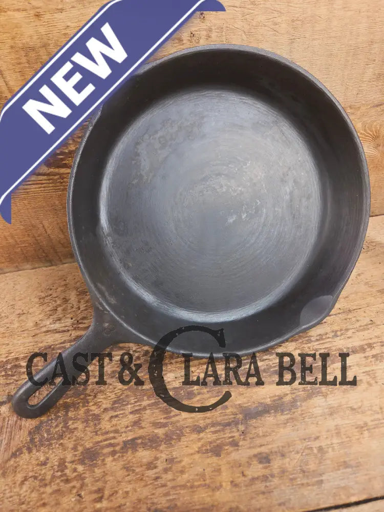 Great first pan! 1940’s Wagner #8 Cast Iron Skillet 10 1/2 inch Skillet Skillet