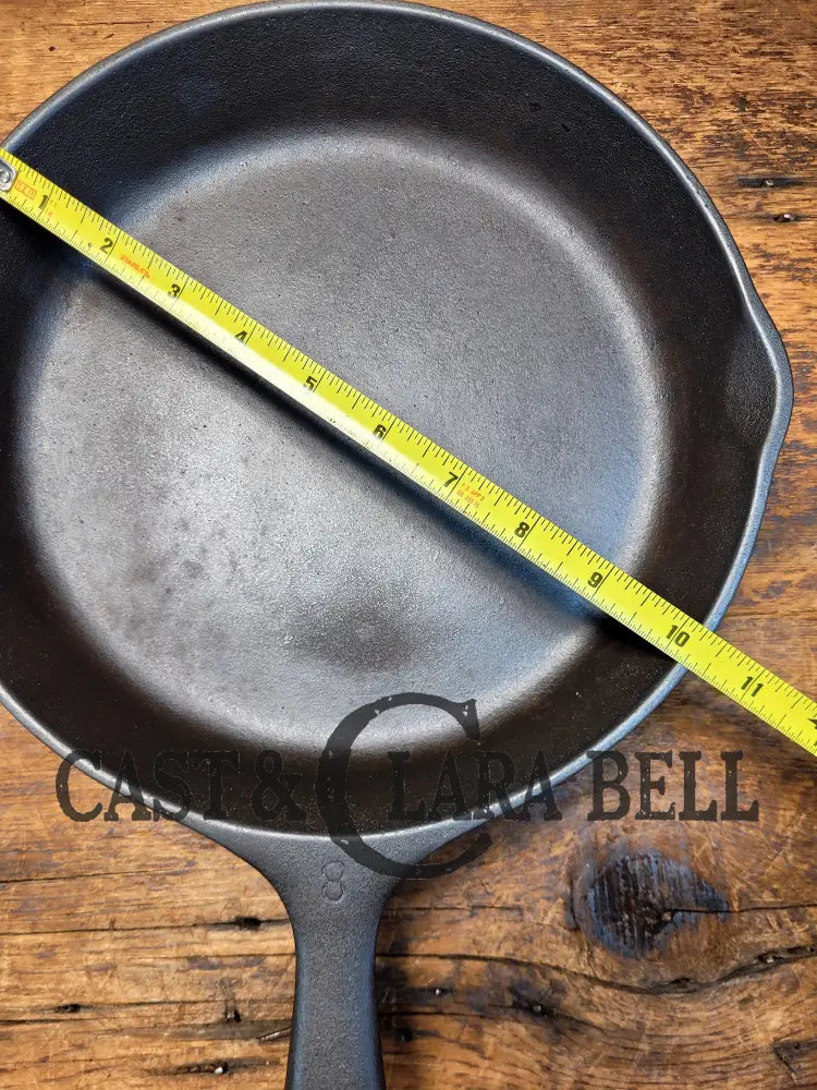 Great First Pan! 1940’S Wagner #8 Cast Iron Skillet 10 1/2 Inch