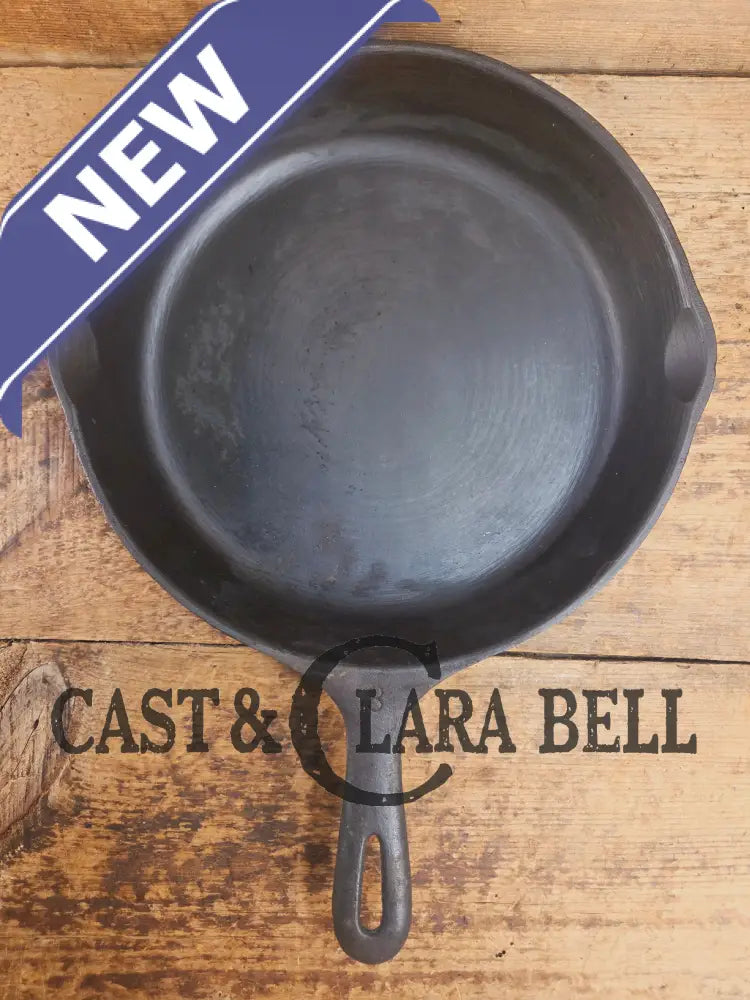 Great first pan! 1940’s Wagner #8 Cast Iron Skillet 10 1/2 inch Skillet Skillet
