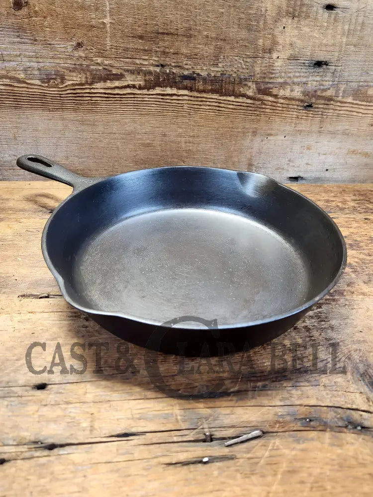 Great First Pan! 1940’S Wagner #8 Cast Iron Skillet 10 1/2 Inch ’A’