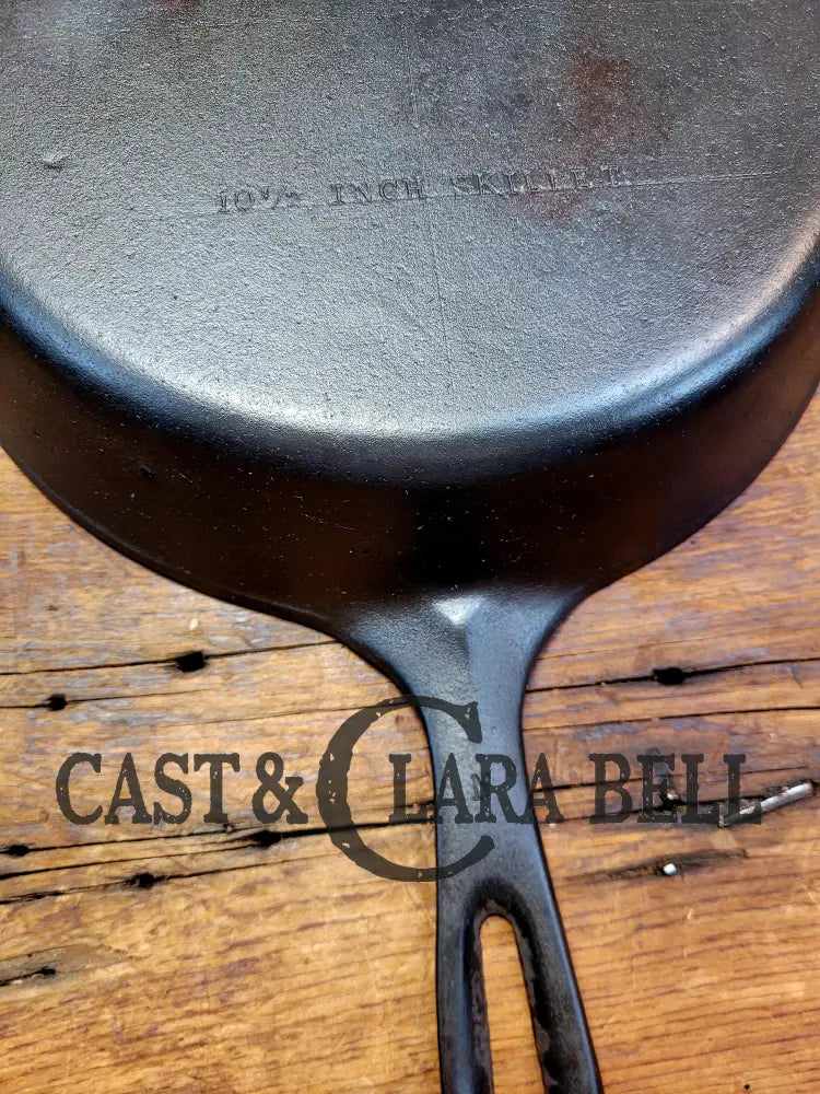 Great First Pan! 1940’S Wagner #8 Cast Iron Skillet 10 1/2 Inch Skillet. Restored And Ready To Use