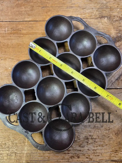 Great gift! 1930’s #9 Wagner ’golf ball’ brownie pan. Open air design gorgeous!