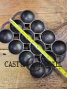 Great gift! 1930’s #9 Wagner ’golf ball’ brownie pan. Open air design gorgeous!