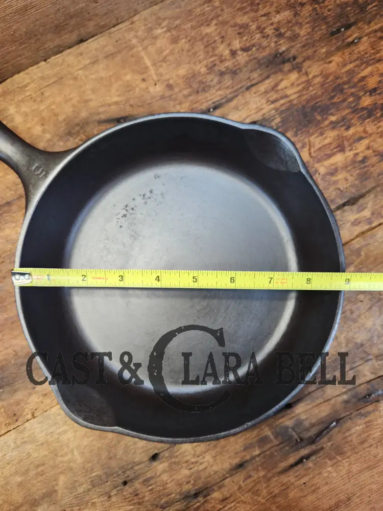 Great Gift! 1930’S Wagner Unmarked #6 Cast Iron Sautee Skillet. Skillet