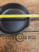 Great Gift! 1930’s Wagner Ware #3 Cast Iron Egg Skillet 1053 Q. Great skillet for kids and for quick small plates