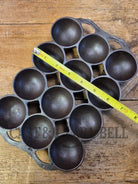 Great gift! 1930’s #9 Wagner ’golf ball’ brownie pan. Open air design gorgeous!