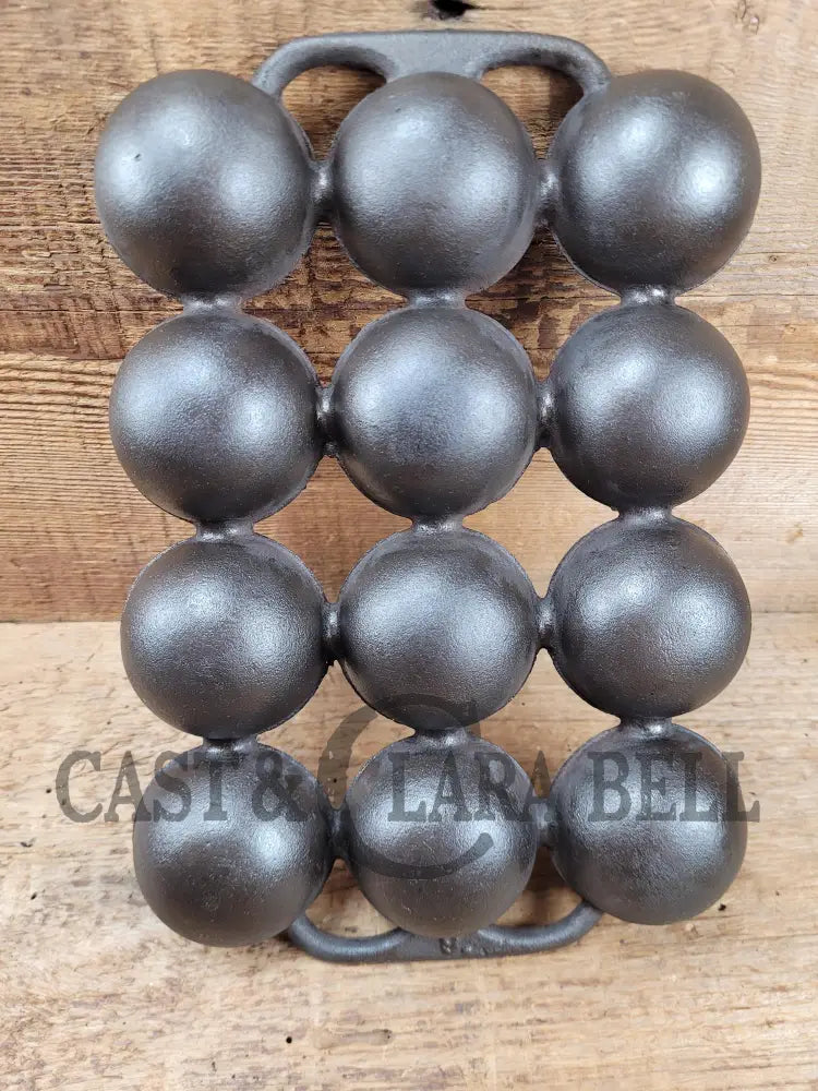 Great Gift! 1930’S #9 Wagner ’Golf Ball’ Brownie Pan. Open Air Design Gorgeous! Bakeware