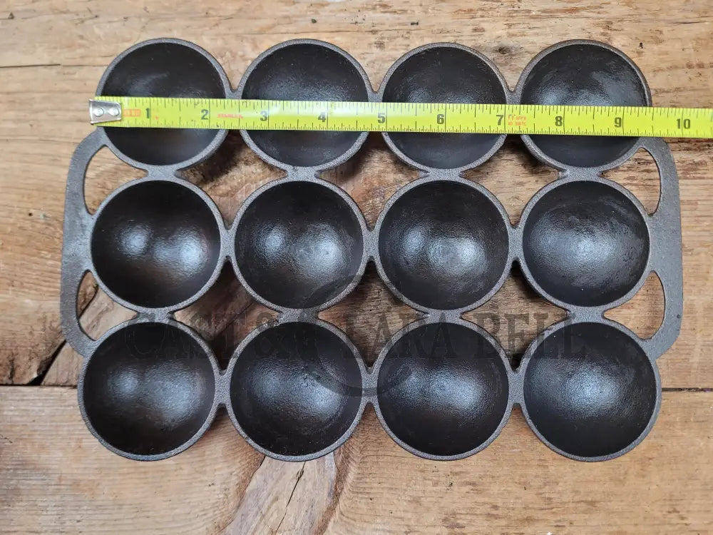 Great Gift! 1930’S #9 Wagner ’Golf Ball’ Brownie Pan. Open Air Design Gorgeous! Bakeware