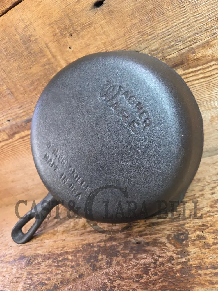 Great gift! 1950’s Era Stylized Wagner #5 Cast Iron Skillet 8 Inches Great Saute pan! - Skillet