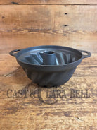 Great gift for the baker! Swirl style 7 Cup Bundt pan made by Buzuluk Foundry - Bakeware