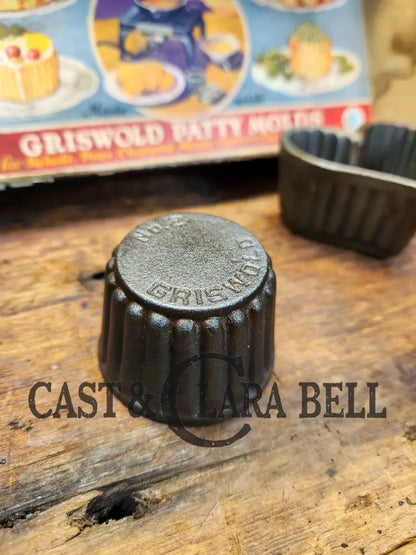 Great Gift Idea!! 1920’S Griswold Patty Molds In Original Box! Bakeware