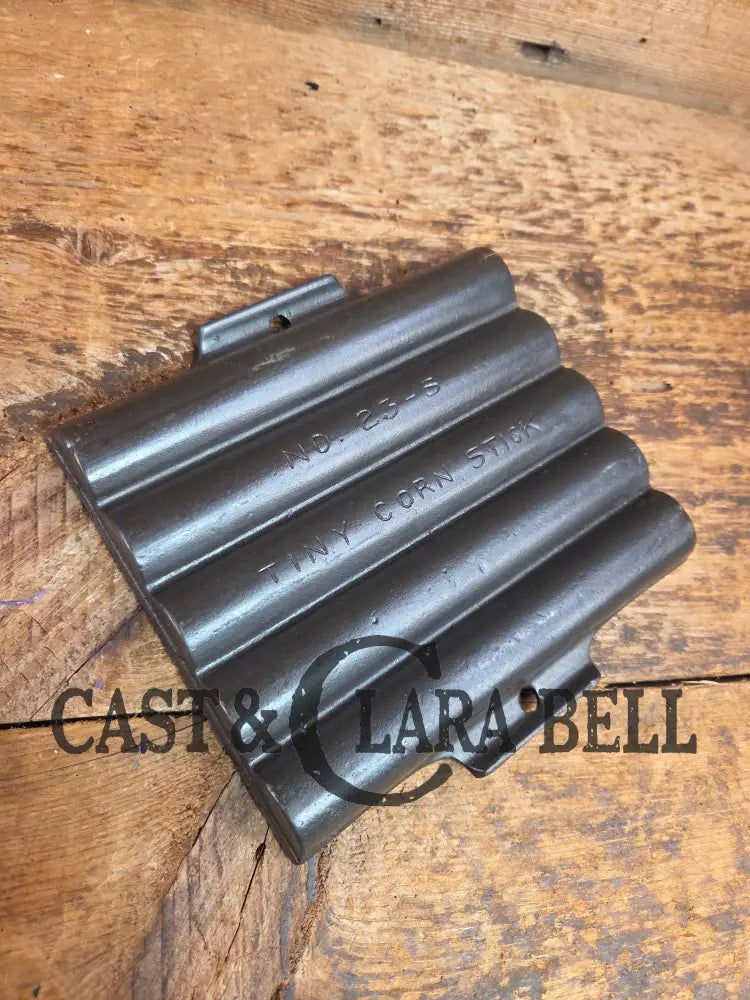 Great gift idea! 1930’s unknown No. 23 ’Tiny Corn Stick’ pan Bakeware