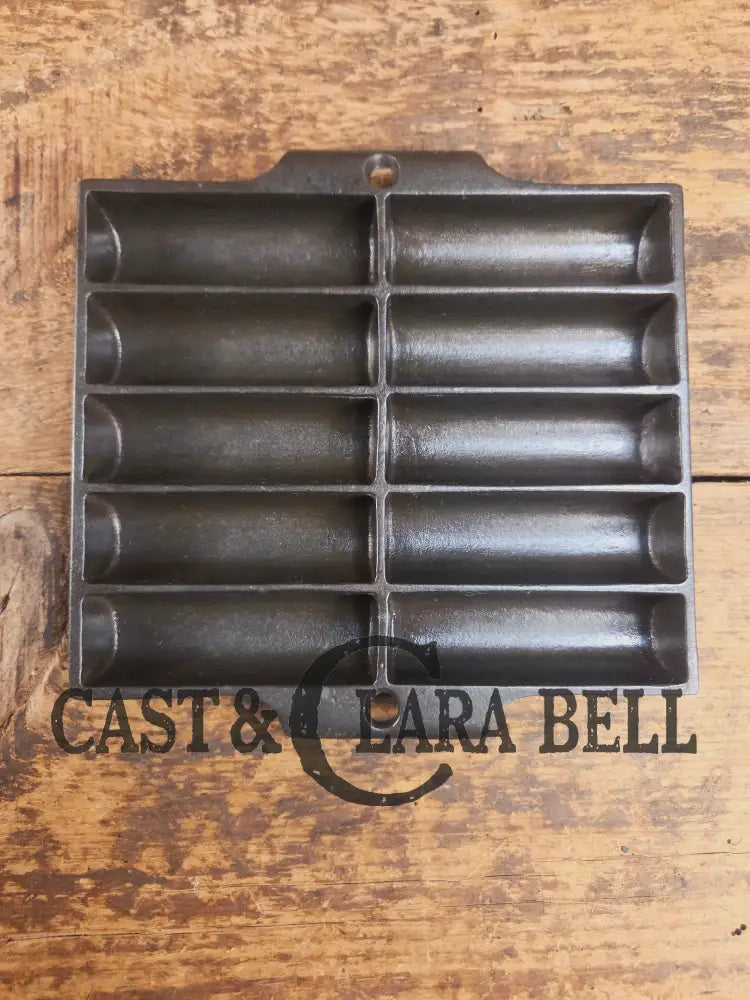 Great gift idea! 1930’s unknown No. 23 ’Tiny Corn Stick’ pan Bakeware