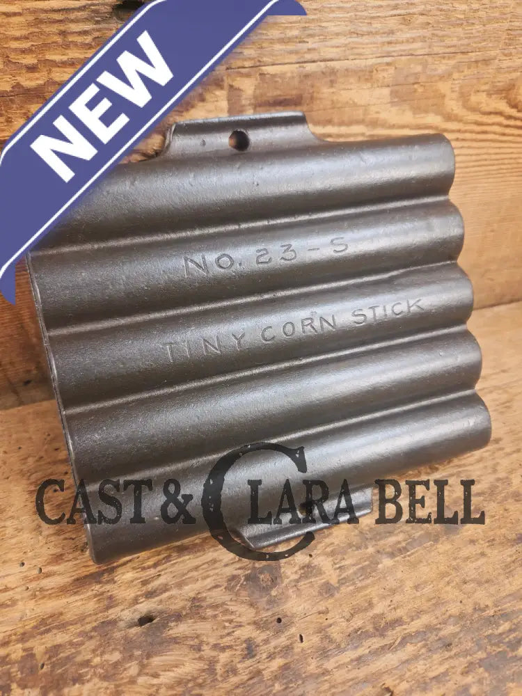 Great gift idea! 1930’s unknown No. 23 ’Tiny Corn Stick’ pan Bakeware