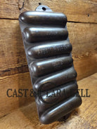 GREAT gift idea! 1930’s Wagner Krusty Korn Kob Junior Stick Pan #1319. Makes wonderful bread sticks & cornbread! SC24