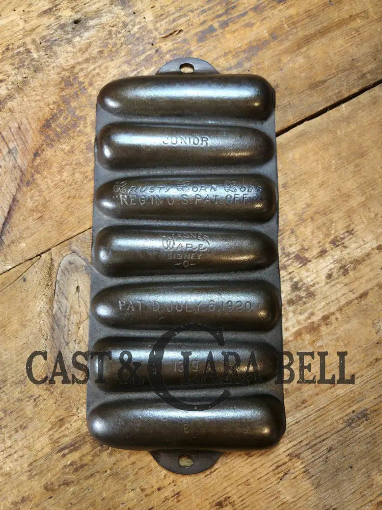 GREAT gift idea! 1930’s Wagner Krusty Korn Kob Junior Stick Pan #1319. Makes wonderful bread sticks & cornbread! SC24