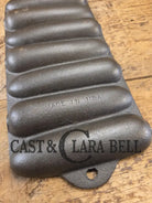 GREAT gift idea! 1950’s Wagner Ware Corn Pone gem pan. Makes wonderful bread sticks & cornbread! SC24 Bakeware