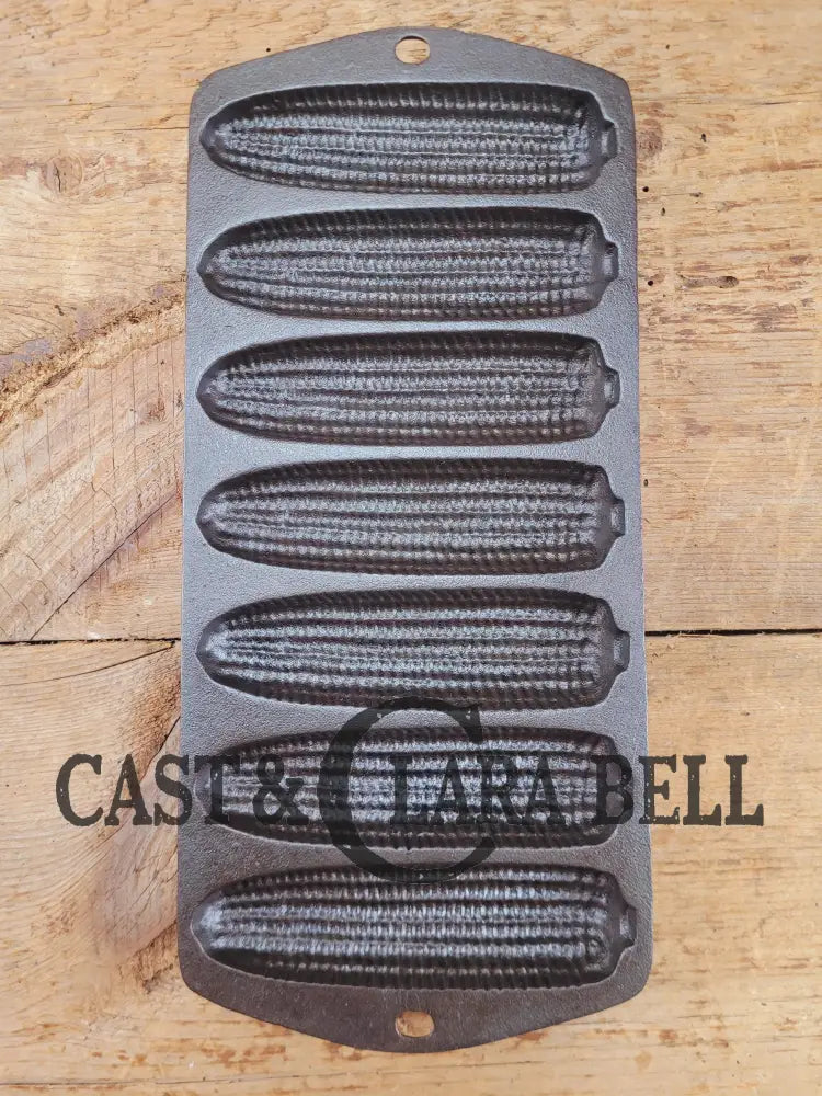 Great Gift Idea! Mid 1900’S Lodge Cornstick ’Corn Pone’ Gem Pan. Makes Wonderful Bread Sticks