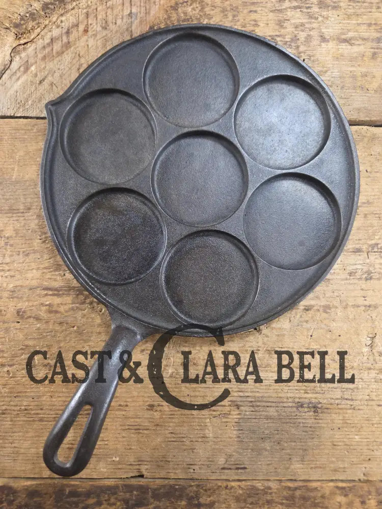 GREAT gift idea! Wagner made Griswold No. 34 Cast Iron Plett Pan with Small Block Logo, Skillet