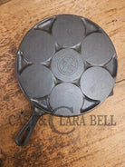 GREAT gift idea! Wagner made Griswold No. 34 Cast Iron Plett Pan with Small Block Logo Skillet