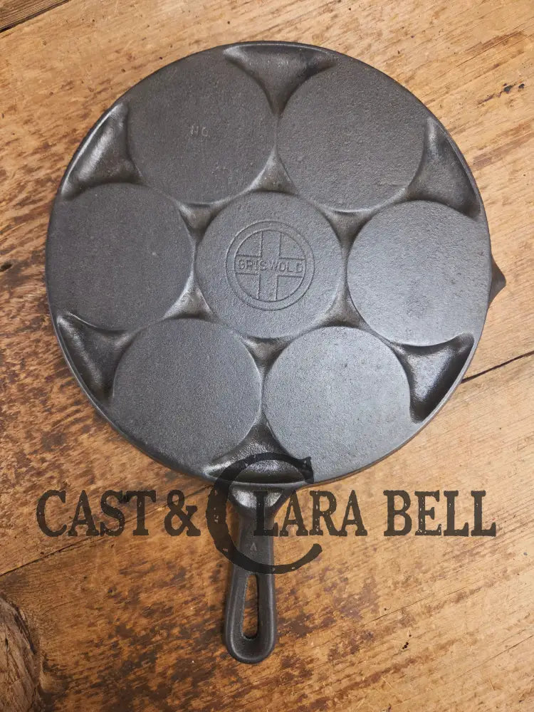 GREAT gift idea! Wagner made Griswold No. 34 Cast Iron Plett Pan with Small Block Logo Skillet
