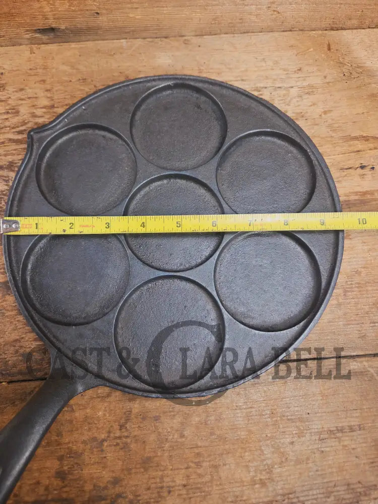 GREAT gift idea! Wagner made Griswold No. 34 Cast Iron Plett Pan with Small Block Logo Skillet