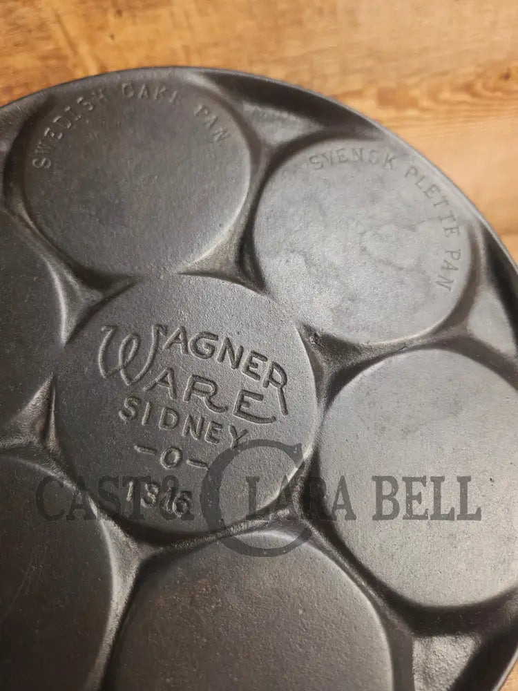 GREAT gift idea! Wagner Stylized 1316 Plett Pan (Swedish Danish Cake). Absolutely gorgeous Skillet