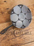 GREAT gift idea! Wagner Stylized 1316 Plett Pan (Swedish Danish Cake). Absolutely gorgeous Skillet