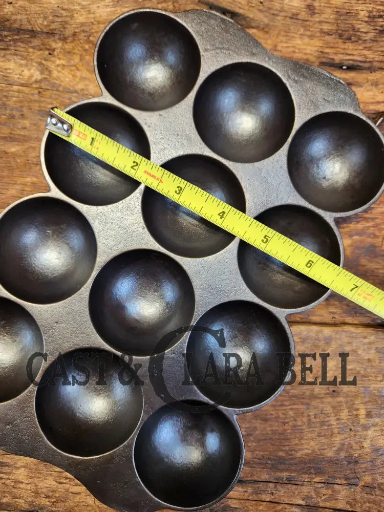 Great Gift! Marked Wagner ’Golf Ball’ Brownie Pan Bakeware